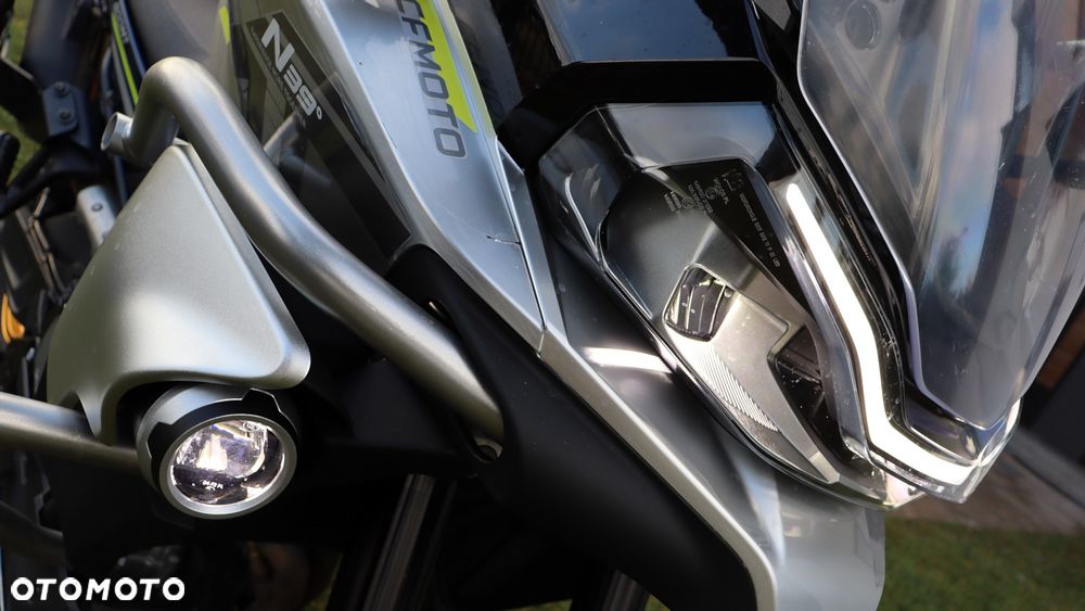 CFMoto 800MT Touring - 16