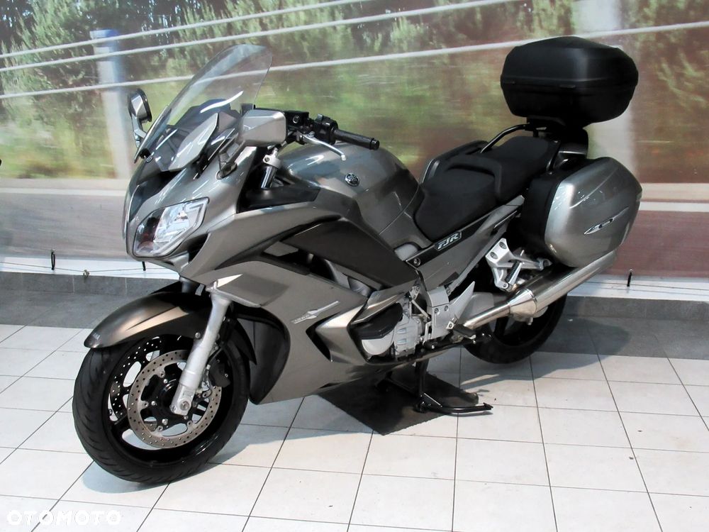 Yamaha FJR - 3