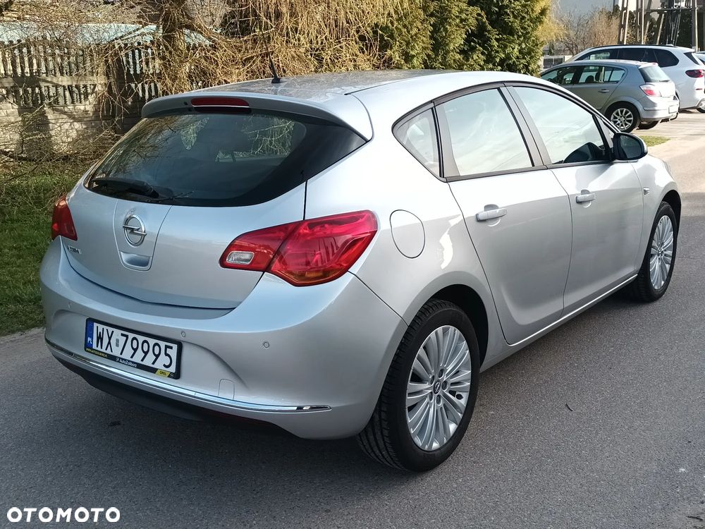 Opel Astra 1.6 Enjoy - 10