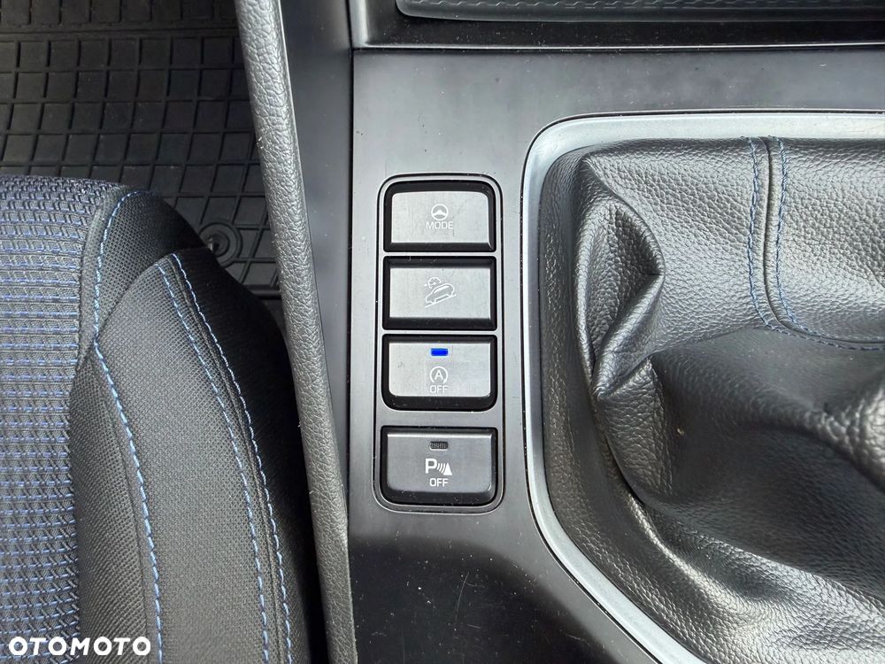 Hyundai Tucson 1.6 GDI BlueDrive Comfort 2WD - 24