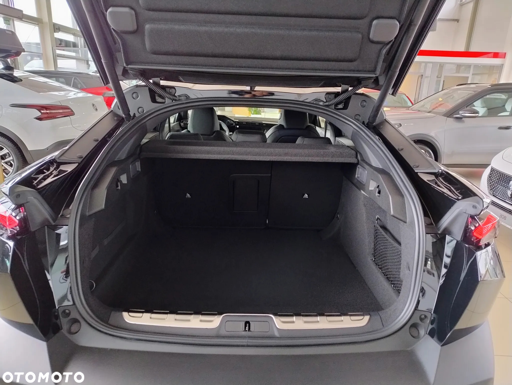 Peugeot 408 1.2 PureTech mHEV GT S&S e-DSC6 - 8
