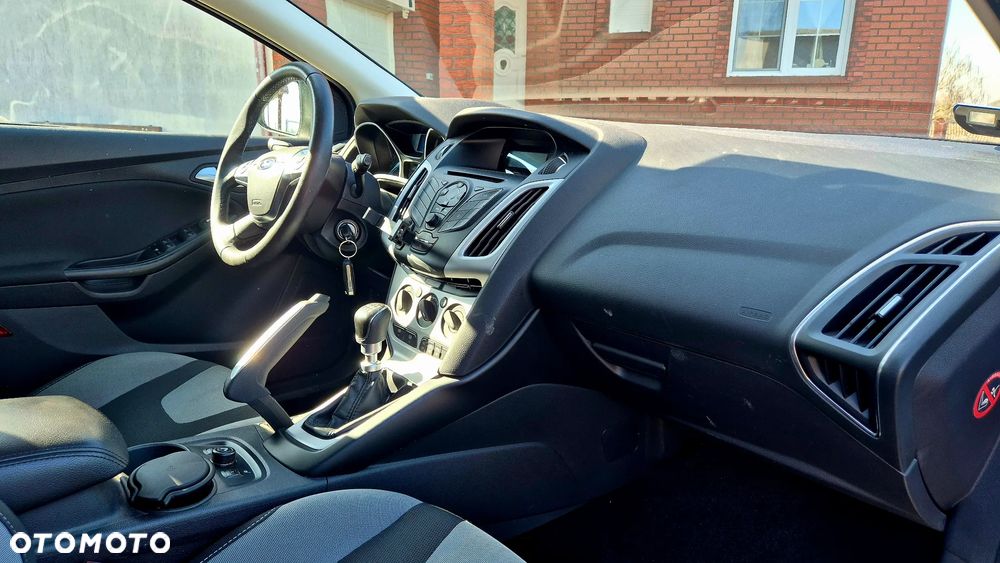 Ford Focus 1.0 EcoBoost Start-Stopp-System SYNC Edition - 24
