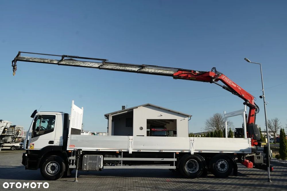 Iveco STRALIS 460 / 6X2 / SKRZYNIOWY 8,1 m + HDS FASSI. F185 MAX UDŹWIG 5 500 KG / STEROWANIE RADIOWE / ROTATOR / - 2