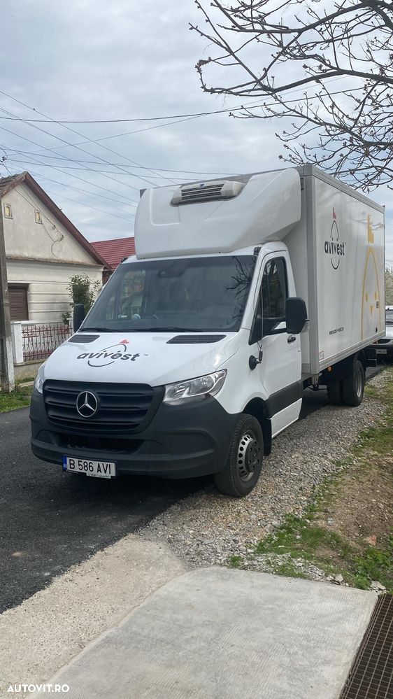 Mercedes-Benz Sprinter 517 - 8