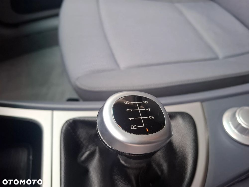 BMW Seria 1 116i - 25