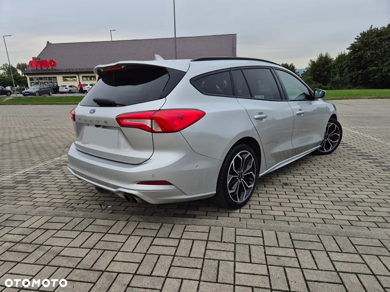 Ford Focus Turnier 1.5 EcoBlue Start-Stopp-System ST-LINE - 5