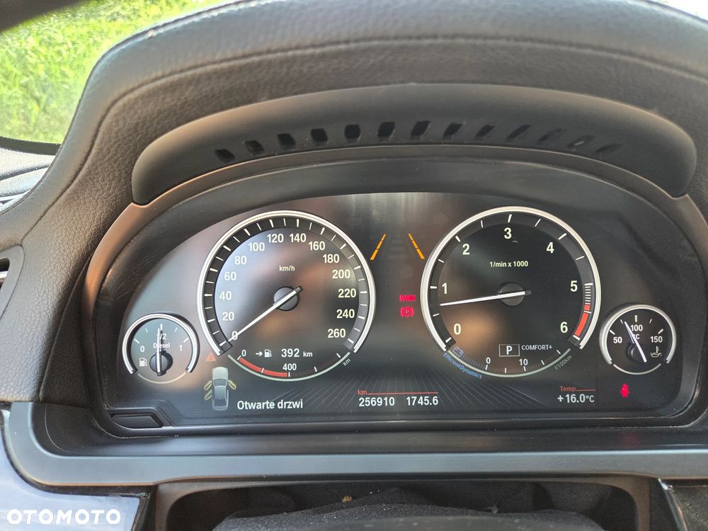BMW Seria 7 740d xDrive - 22