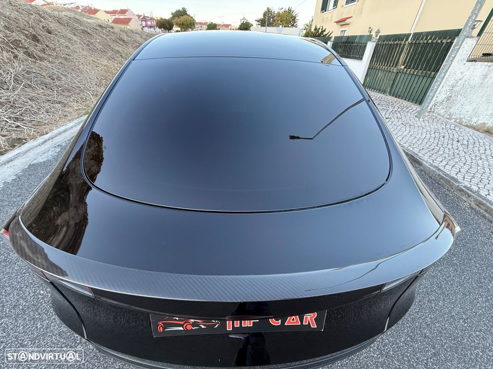 Tesla Model Y Standard - 11