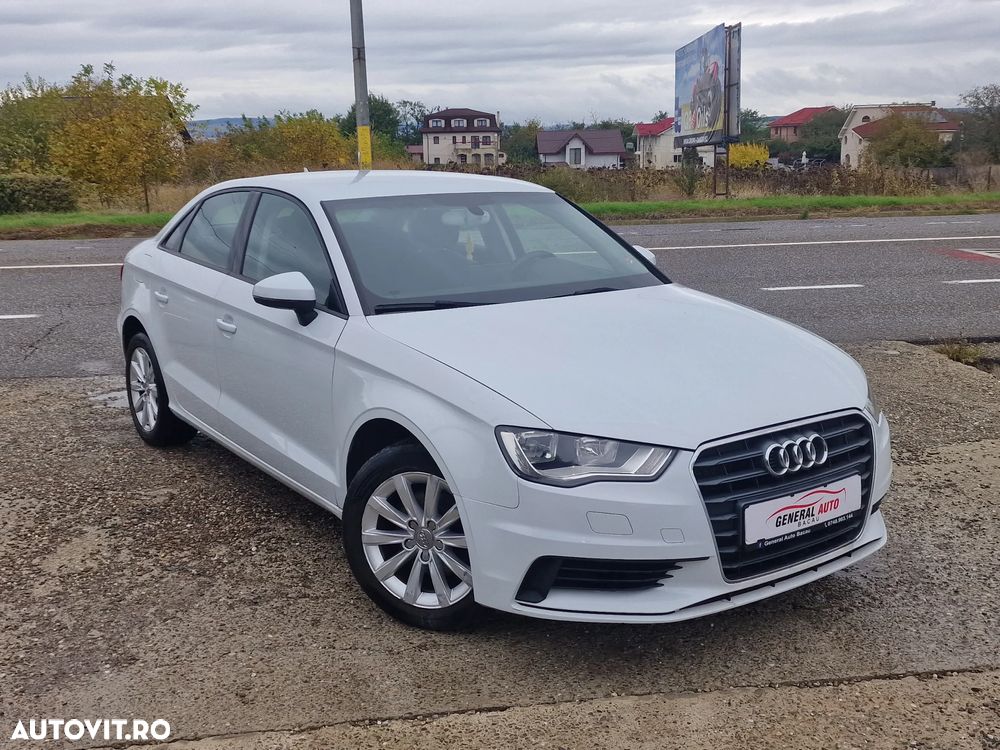 Audi A3 1.6 TDI Limousine - 1