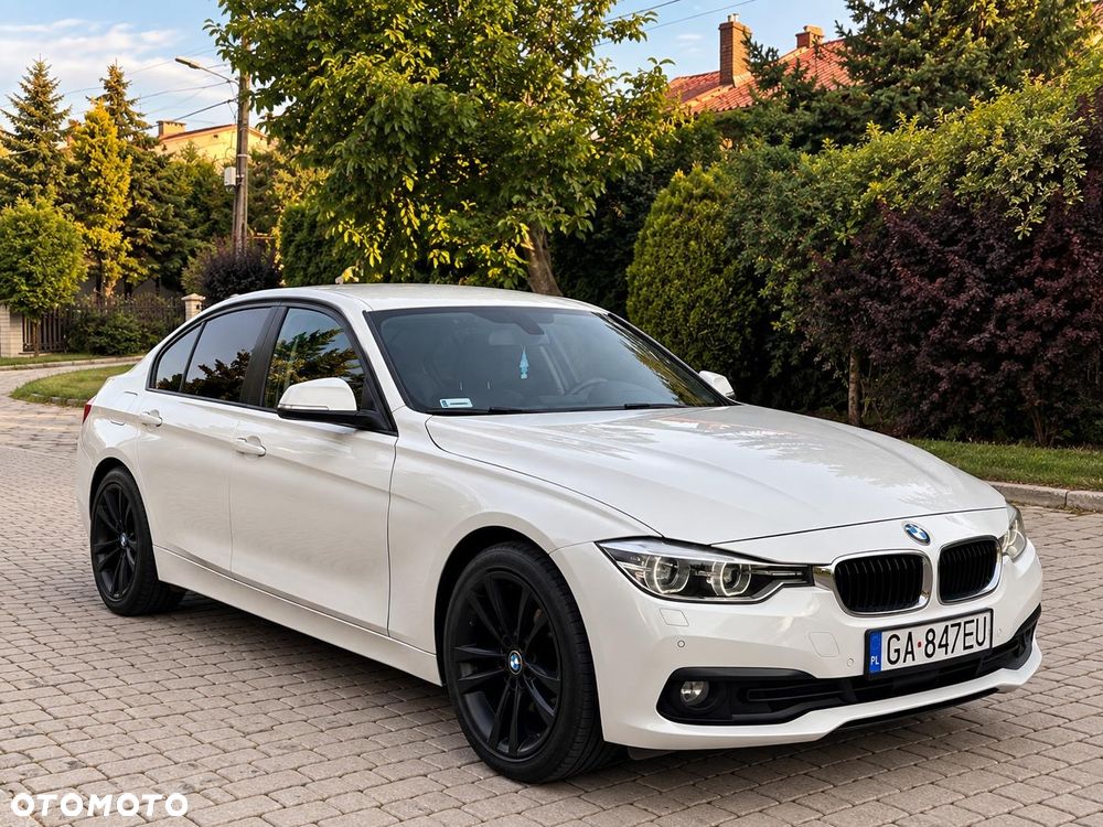 BMW Seria 3 318i - 2