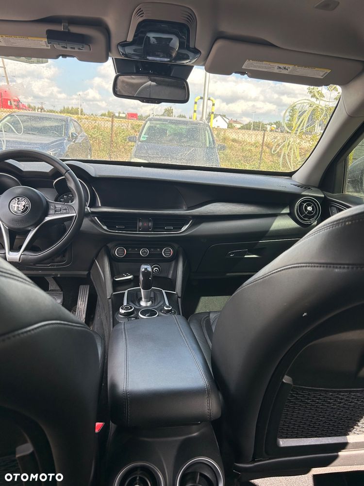 Alfa Romeo Stelvio 2.0 Turbo 16V AT8-Q4 Super - 12