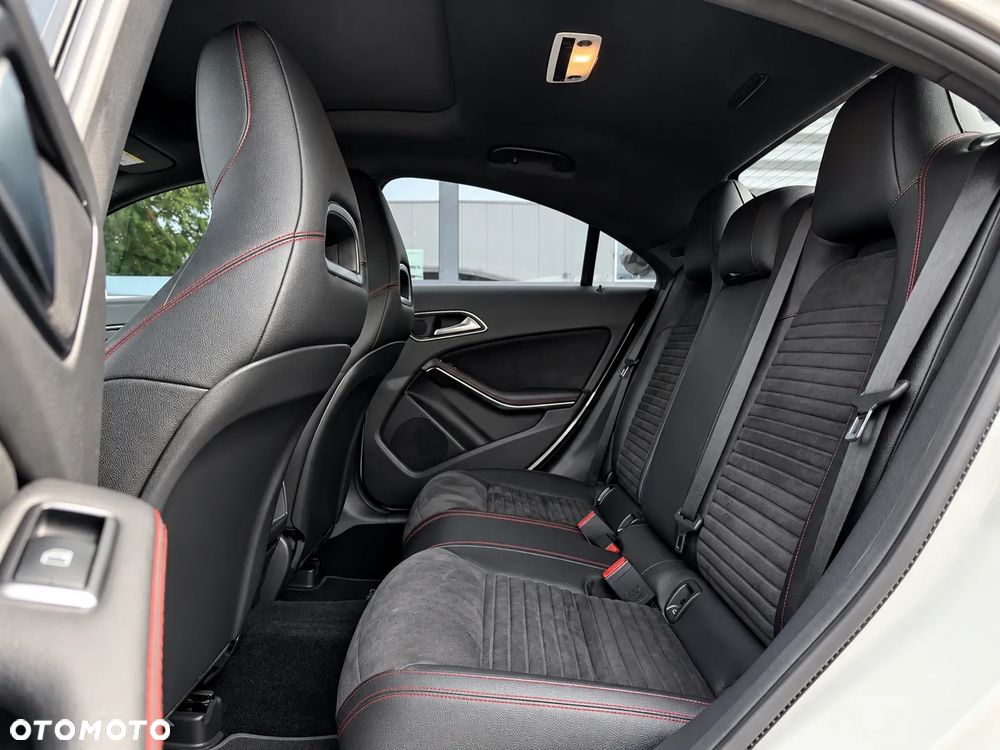 Mercedes-Benz CLA - 15
