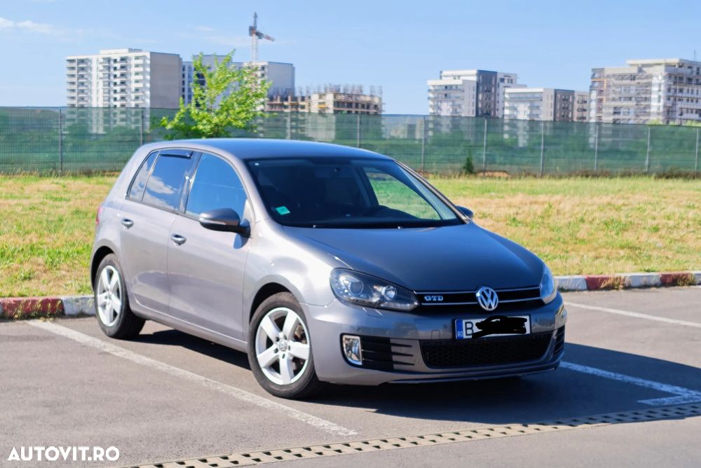 Volkswagen Golf 2.0 TDI BlueMotion Technology Highline - 3