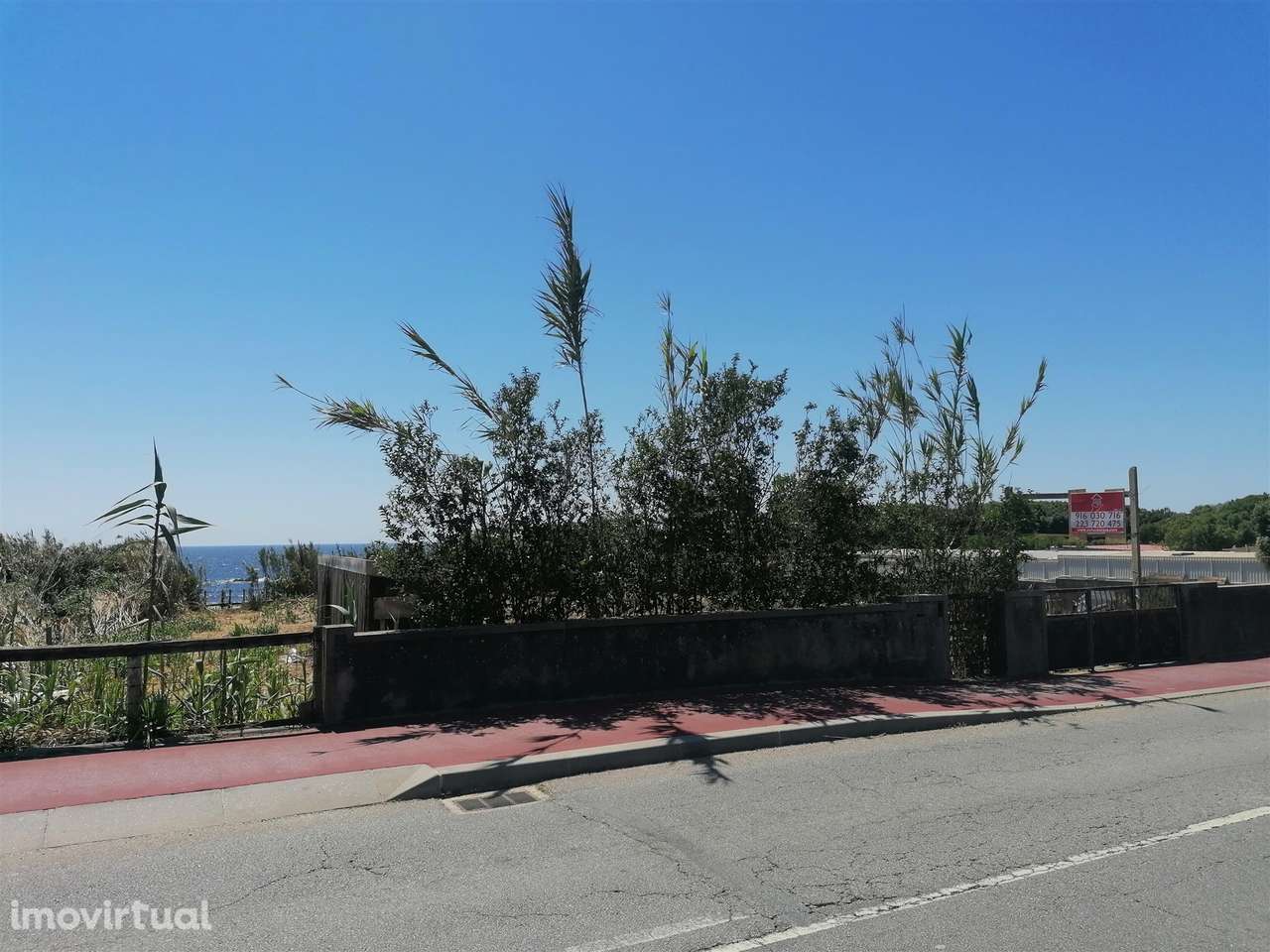 Terreno junto à Praia - Grande imagem: 5/23