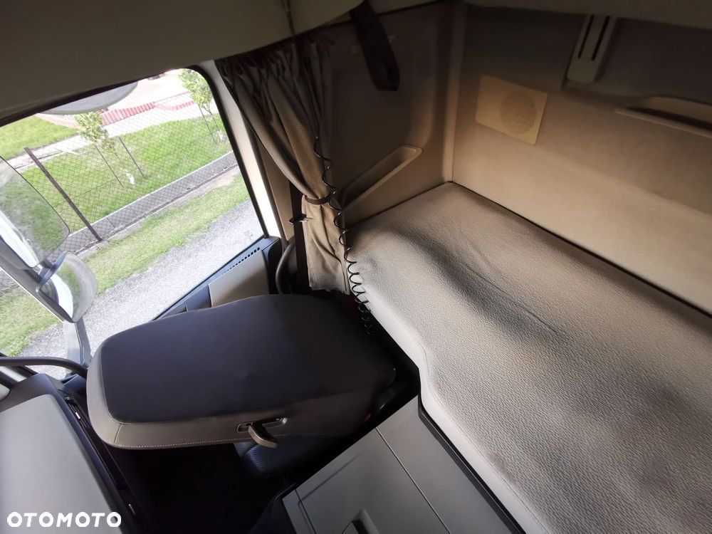 Volvo 2x FH 500 XXL GLOBETROTTER / WECON / 7.71M+7.71M / TANDEM / ZESTAW / SALON POLSKA / 1 WŁAŚCICIEL / PIĘKNY - 31