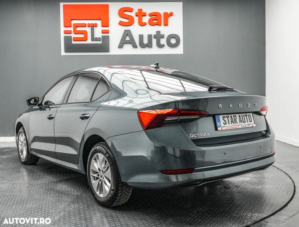 Skoda Octavia 2.0 TDI DSG Style - 4