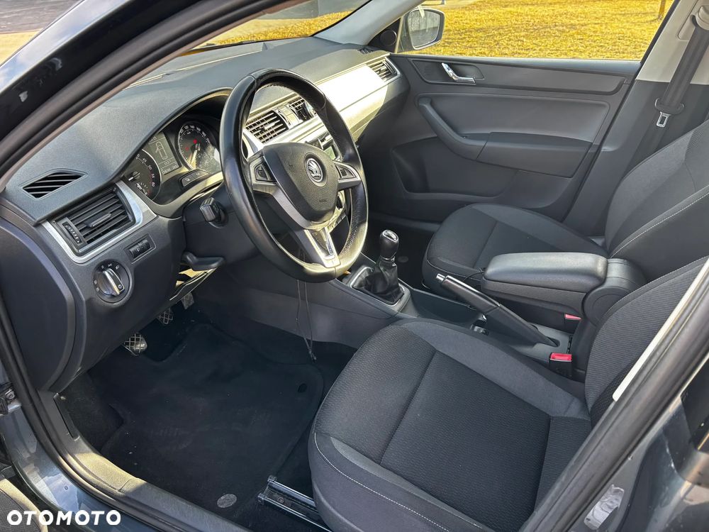 Skoda RAPID 1.6 TDI DPF Ambition - 9