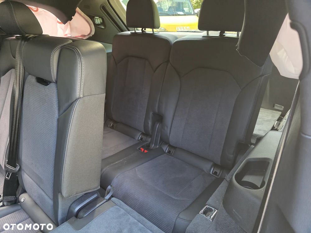 Audi Q7 50 TDI mHEV Quattro S Line Tiptr - 23