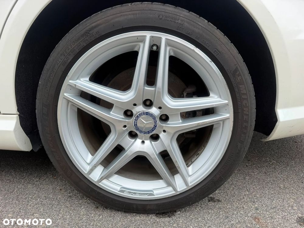 Mercedes-Benz Klasa E 500 4-Matic Avantgarde - 28