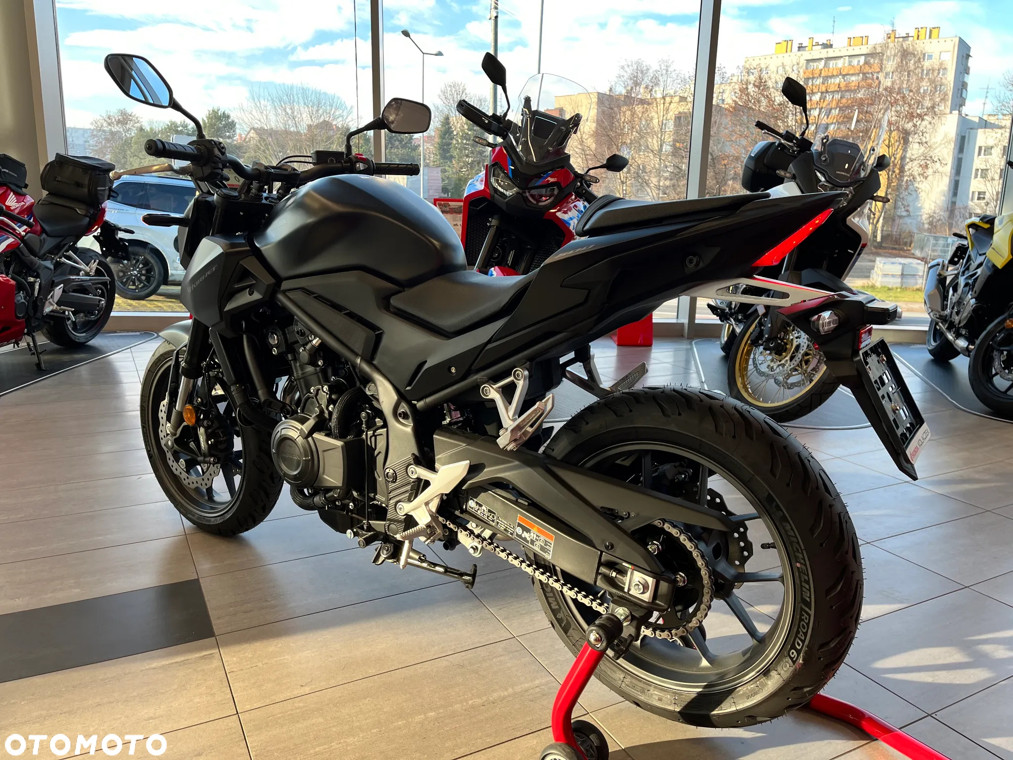 Honda CB - 4