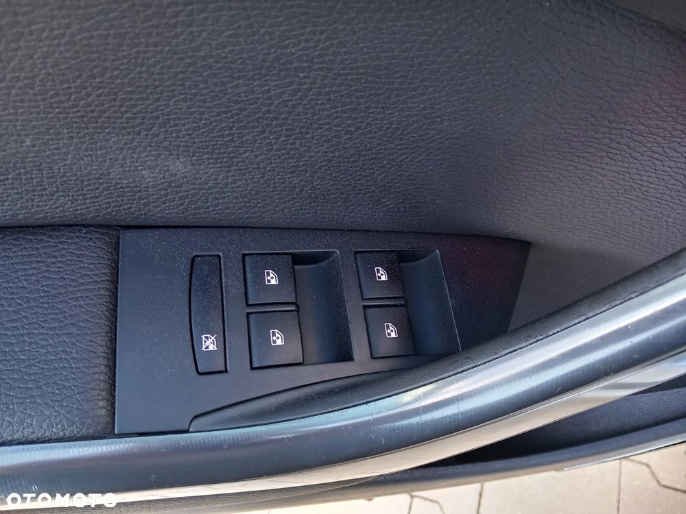 Opel Astra 2.0 CDTI DPF Automatik Sport - 25