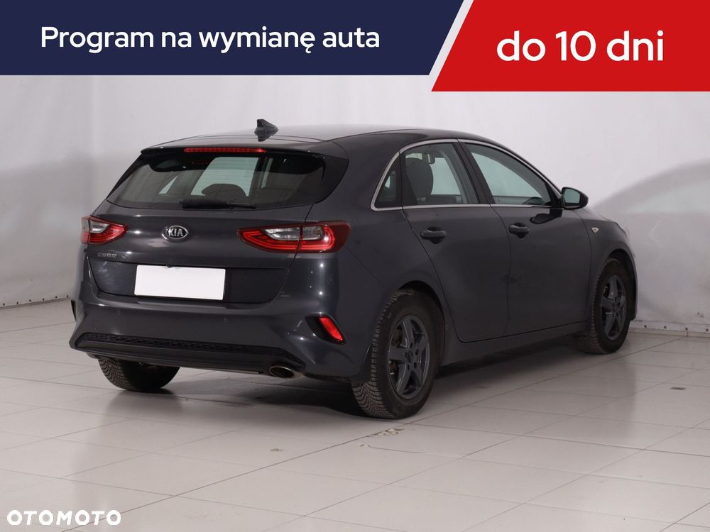Kia Ceed - 7
