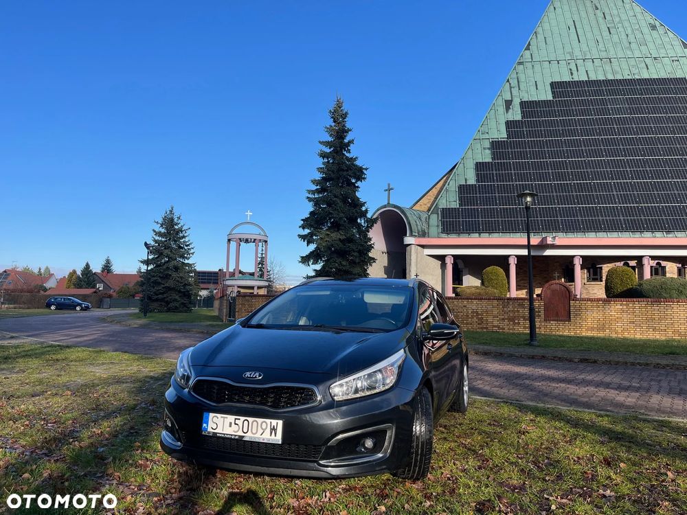 Kia Ceed 1.4 L Business Line - 2