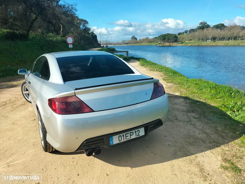 Peugeot 407 2.7 HDi V6 AM6 - 1