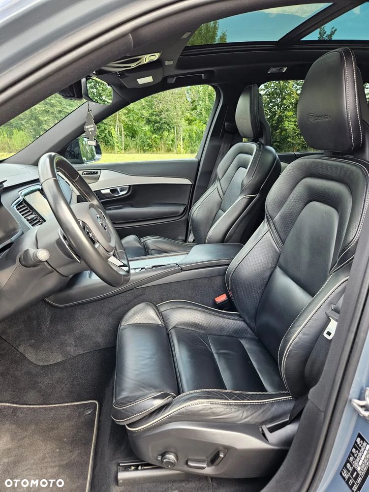 Volvo XC 90 B5 D AWD Geartronic RDesign - 22