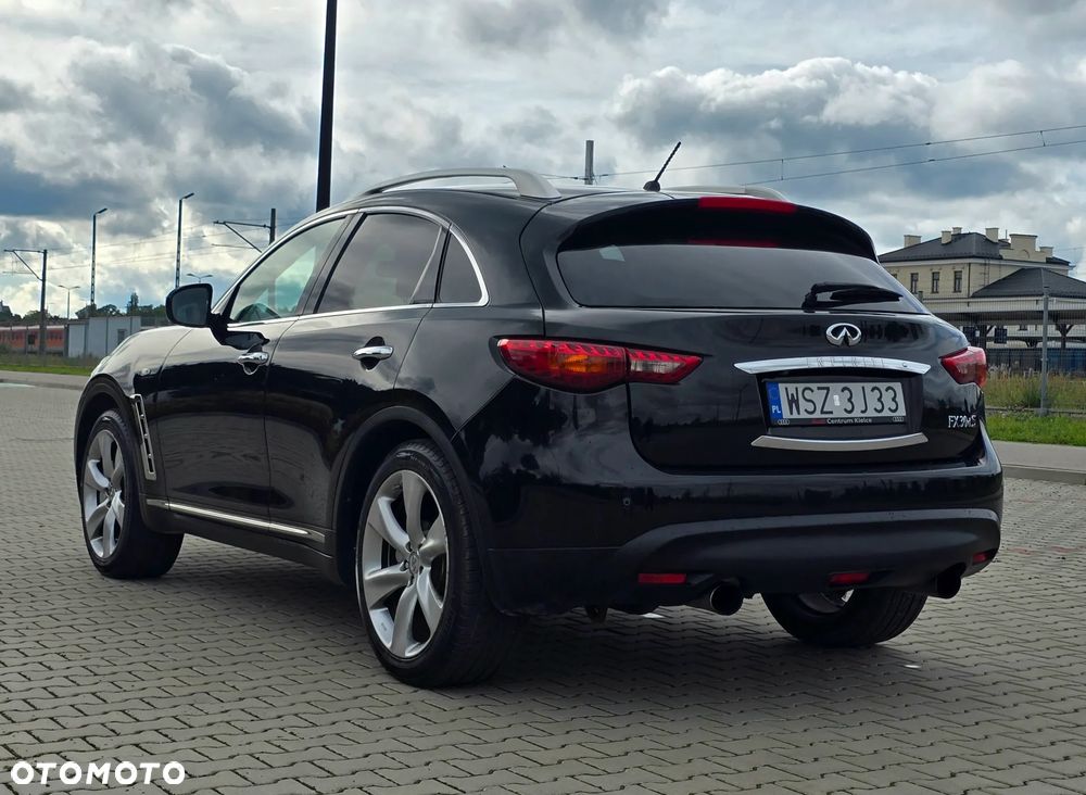 Infiniti FX FX30d S Premium - 8