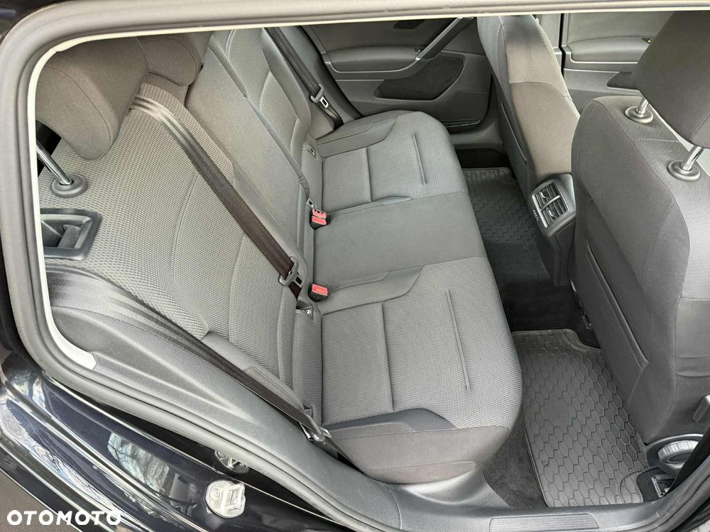 Volkswagen Golf 1.6 TDI BMT Comfortline - 6