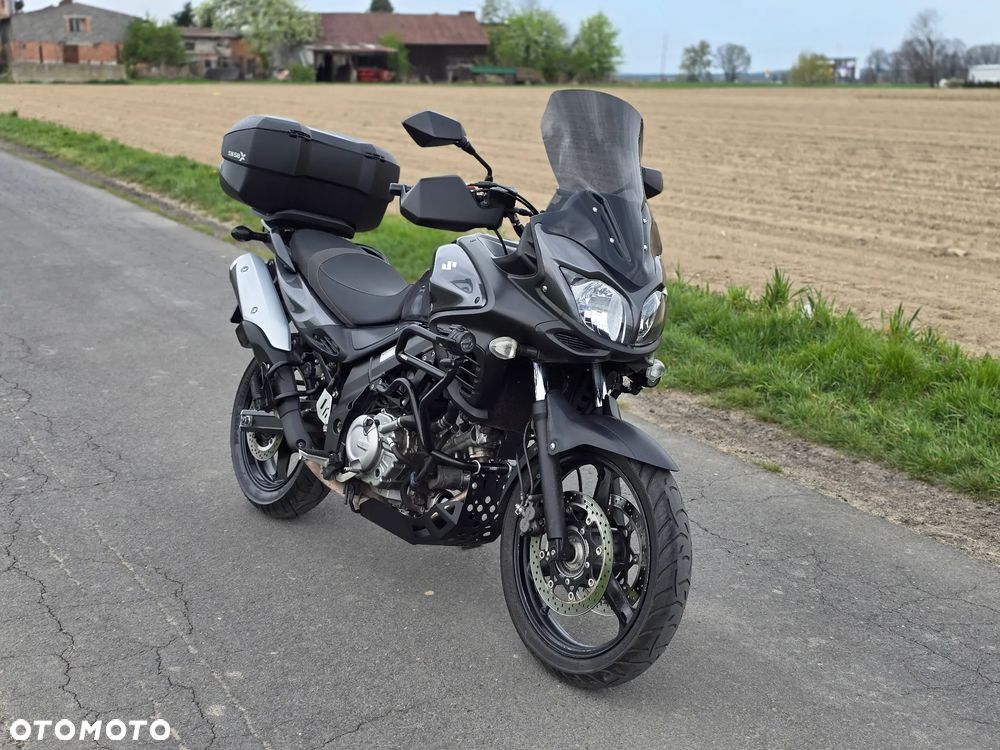 Suzuki V-STROM - 1