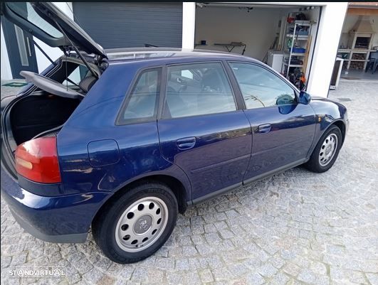 Audi A3 1.9 TDI Attraction - 8