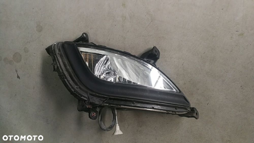 Halogen prawy przód przedni lift Hyundai I20 12-14 - 2