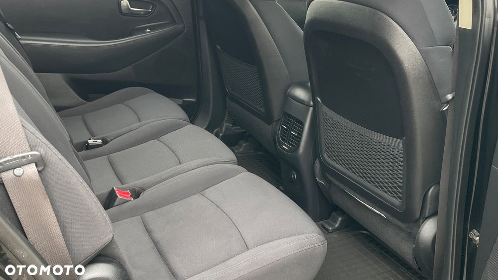 Kia Carens 1.6 GDI Business Line EU6 - 23