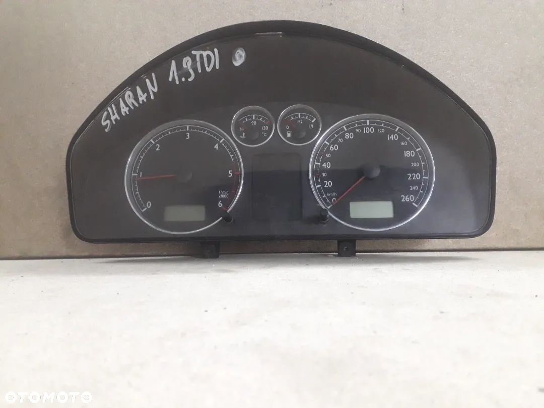 Licznik VW Sharan 1.9 TDI 7M3920800F - 1