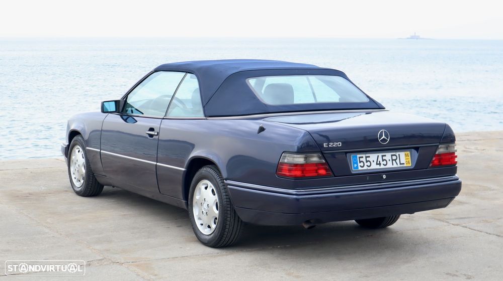 Mercedes-Benz E 220 - 33