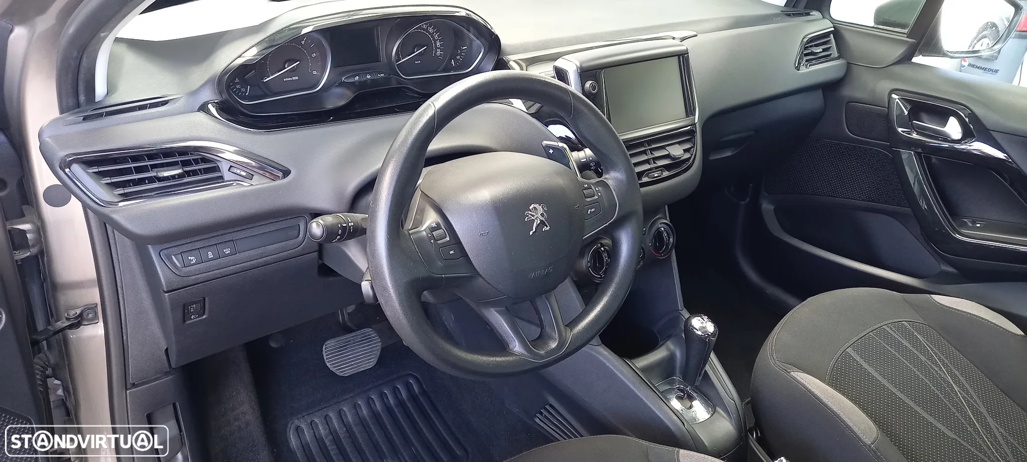 Peugeot 208 e-HDi 68 EGS5 Stop&Start Active - 8