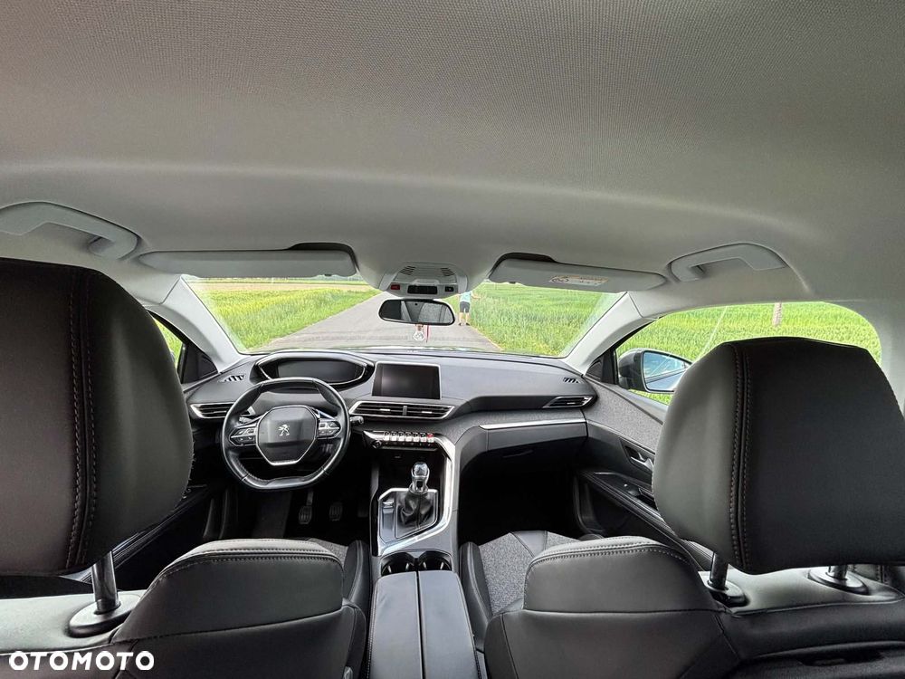 Peugeot 5008 - 4