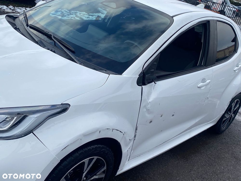 Toyota Yaris Hybrid 1.5 Style - 3