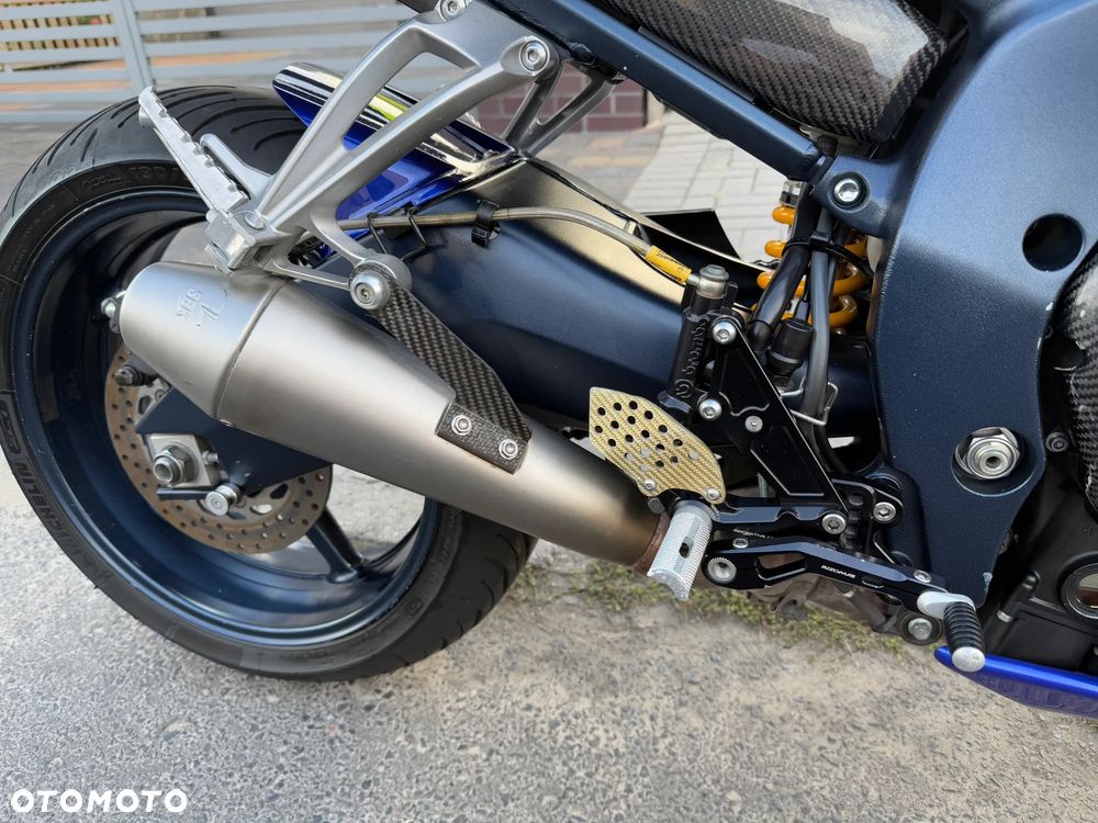 Yamaha FZ - 25