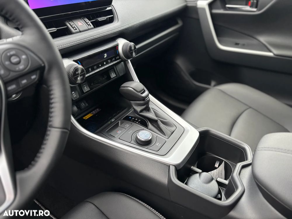 Toyota RAV4 - 14