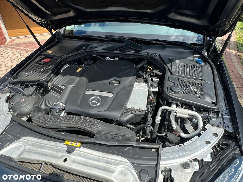 Mercedes-Benz Klasa C 300 7G-TRONIC - 37