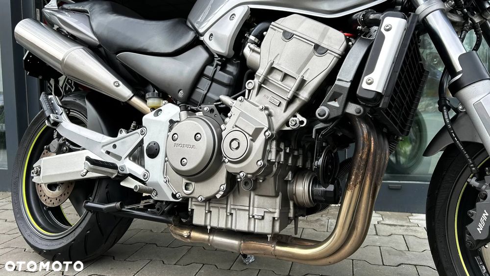 Honda Hornet - 4