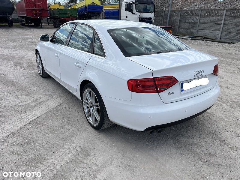 Audi A4 Limousine 2.0 TDI - 5