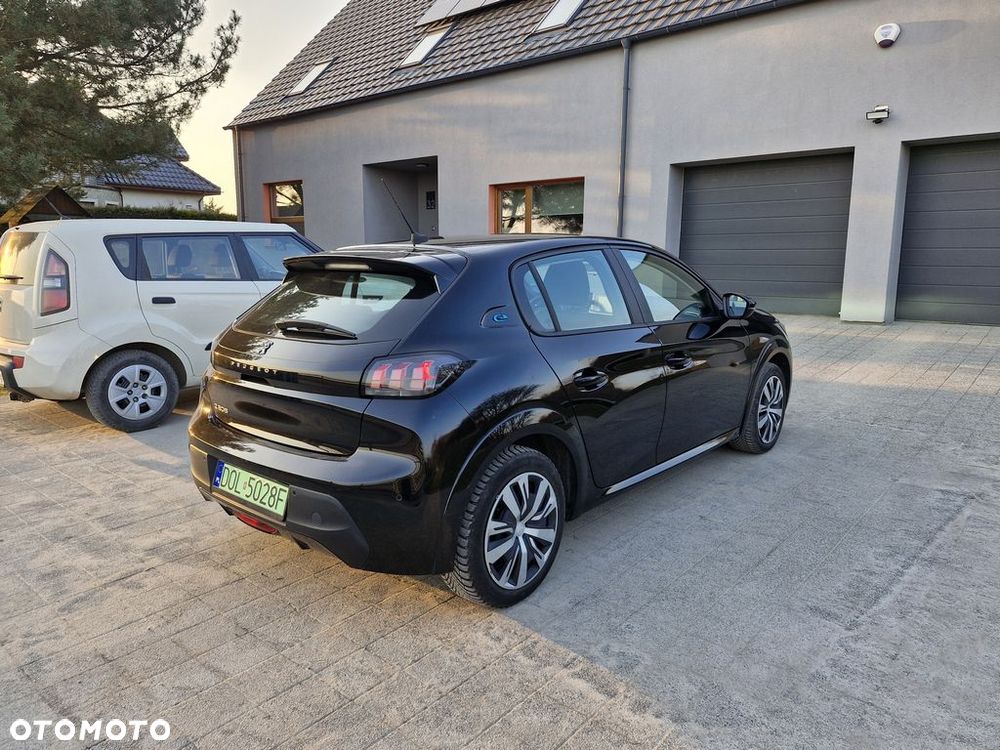 Peugeot 208 Active - 6