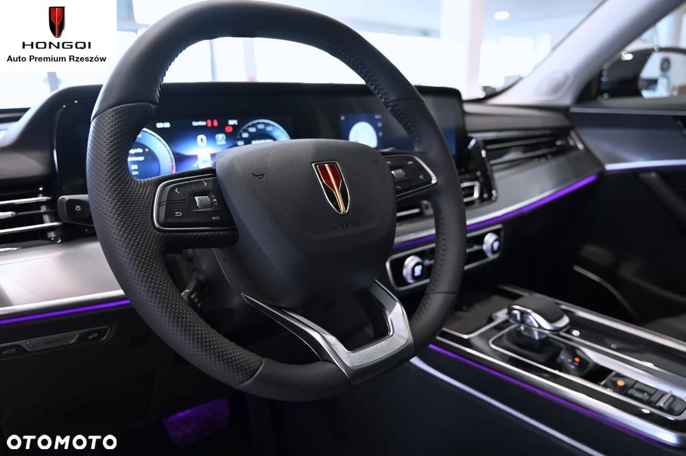 Hongqi HS5 - 12