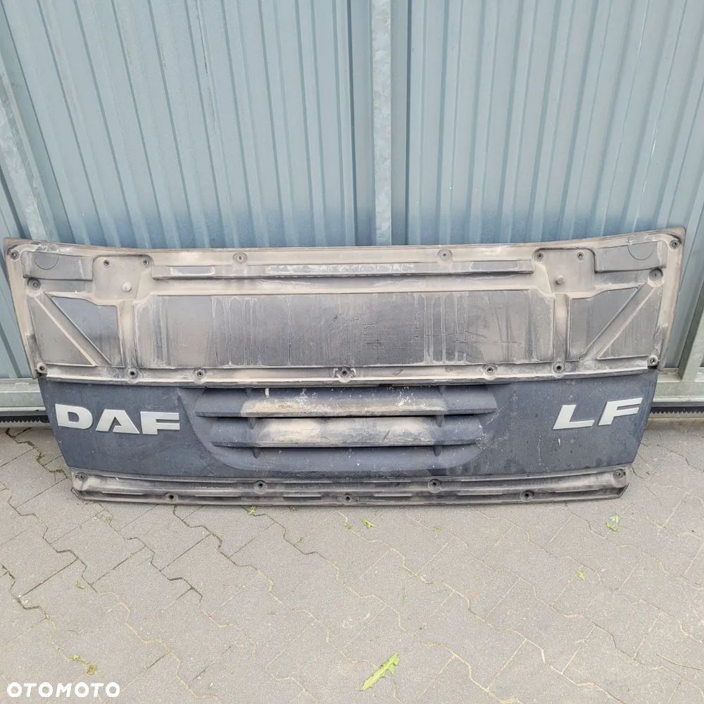 ATRAPA DAF LF E5 ORYGINAŁ - 1