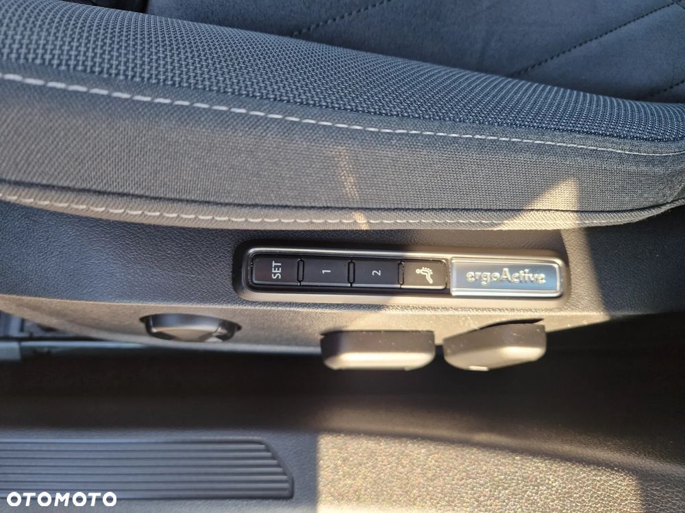 Volkswagen Golf 1.5 TSI OPF Life - 11