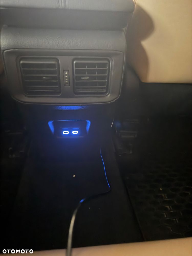 Toyota RAV4 - 18